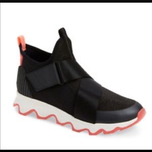 Sorel Kinect lightly used tennis shoes